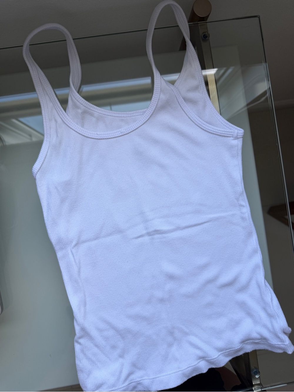 ALO Yoga White Ribbed prosper tank like new XS - Picture 2 of 2